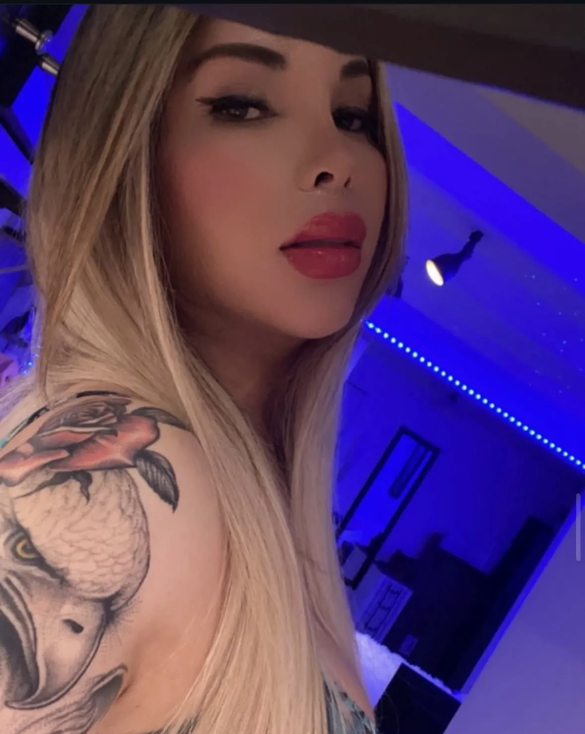 Helena Luengo, mirada cómplice, sesión privada Barcelona